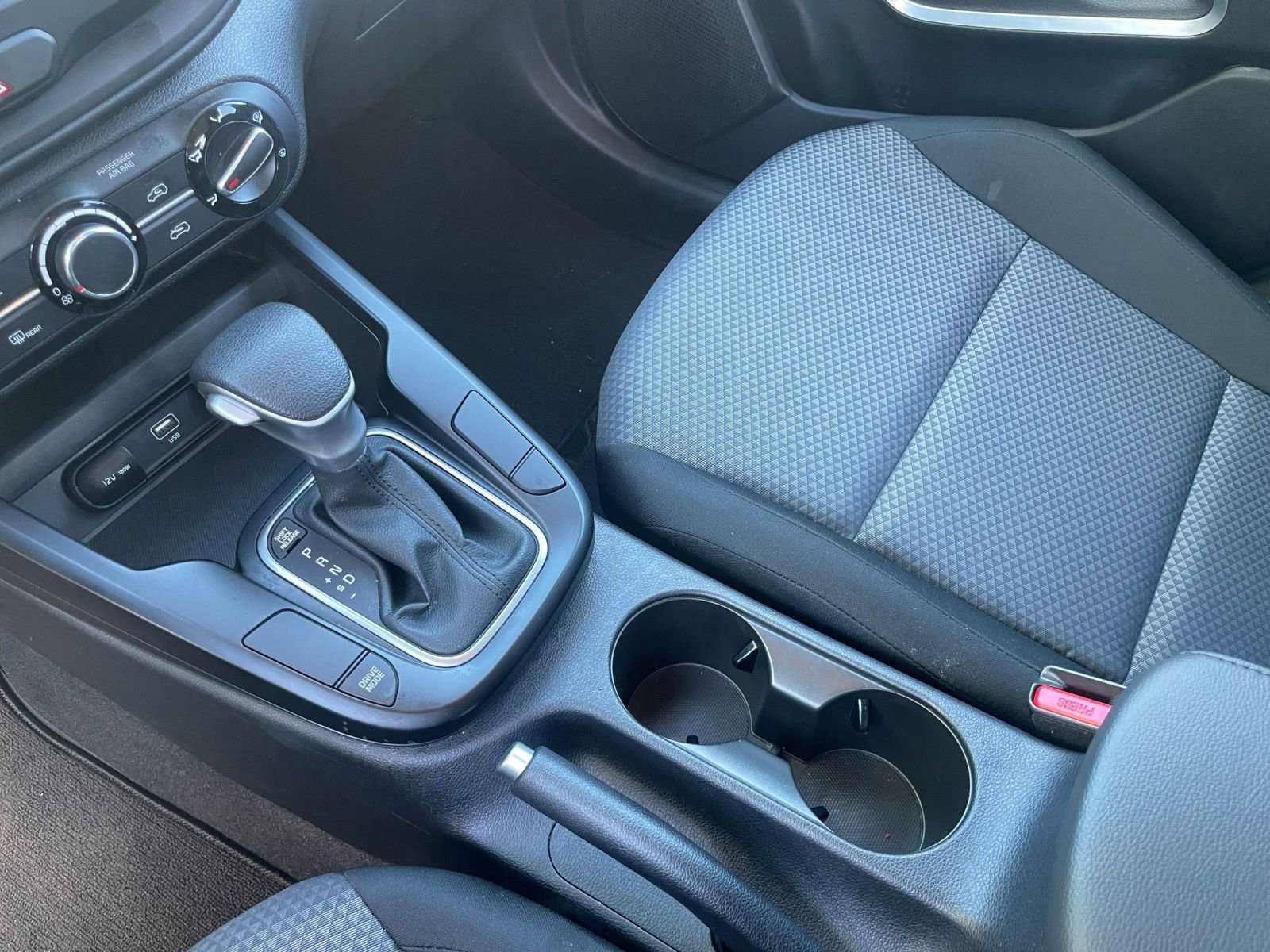 Used 2025 Kia Soul LX w/ LX Technology Package image 41