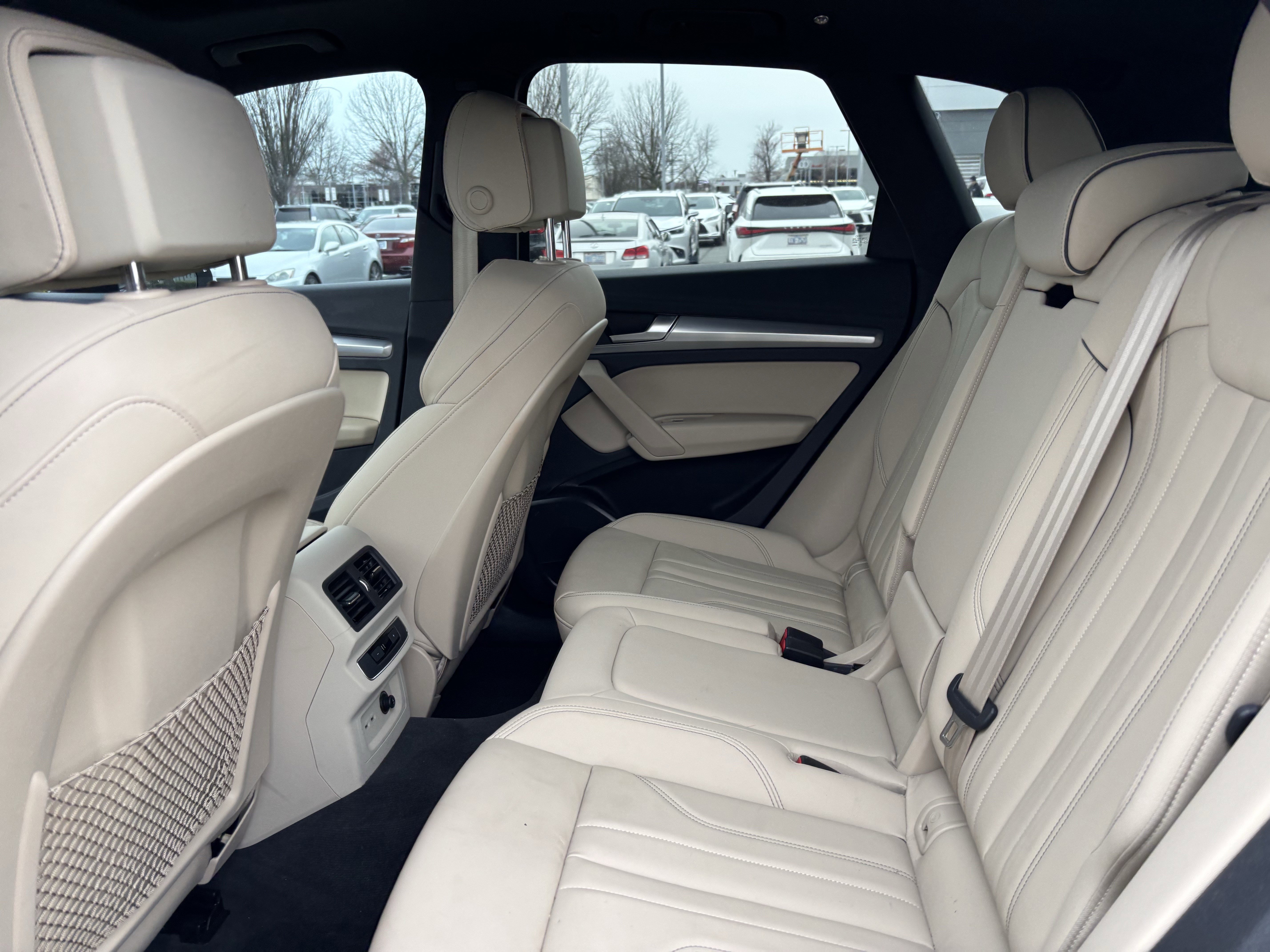 Used 2025 Audi Q5 2.0T Premium image 32