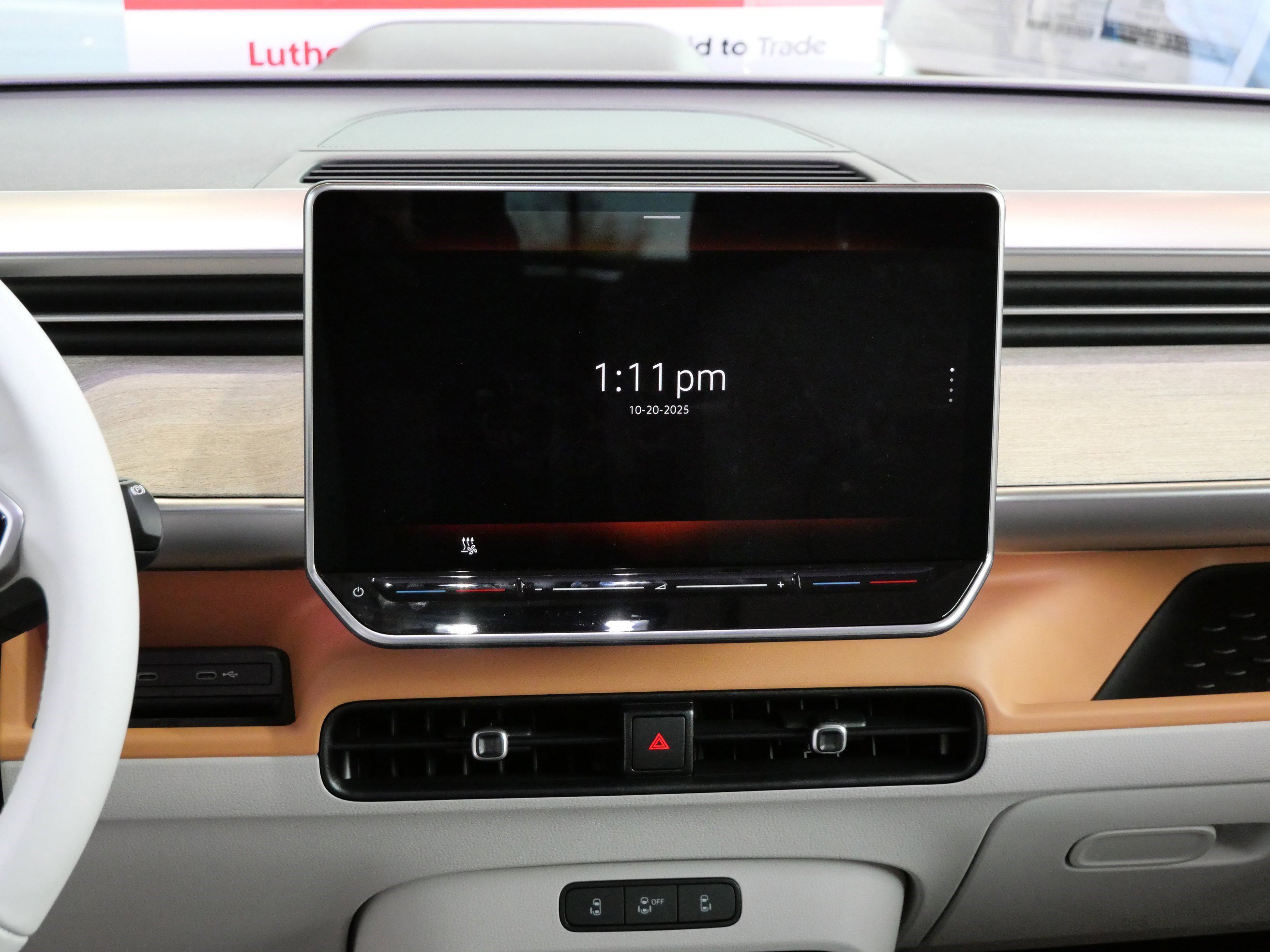 New 2025 Volkswagen ID. Buzz 1st Edition image 11