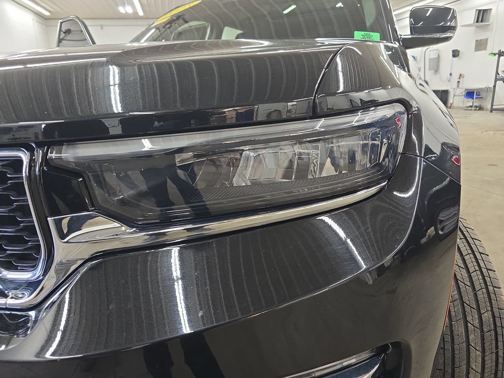 Certified 2023 Jeep Grand Cherokee Limited AWD/4WD image 33