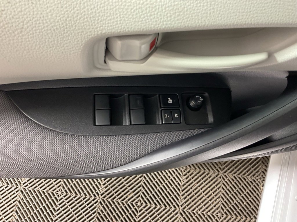 New 2026 Toyota Corolla LE image 18