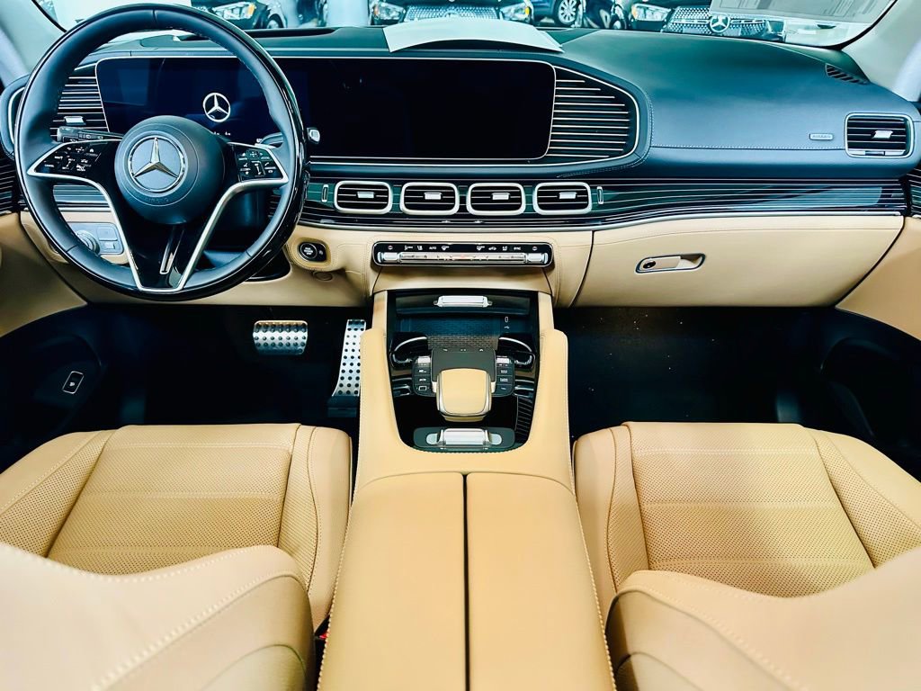 New 2026 Mercedes-Benz GLS 450 4MATIC image 16
