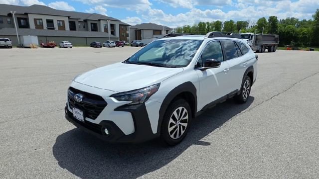 Used 2023 Subaru Outback Premium AWD/4WD image 5