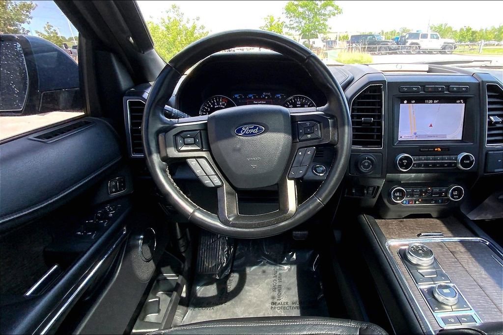 Used 2019 Ford Expedition Limited w/ Equipment Group 302A AWD/4WD image 5