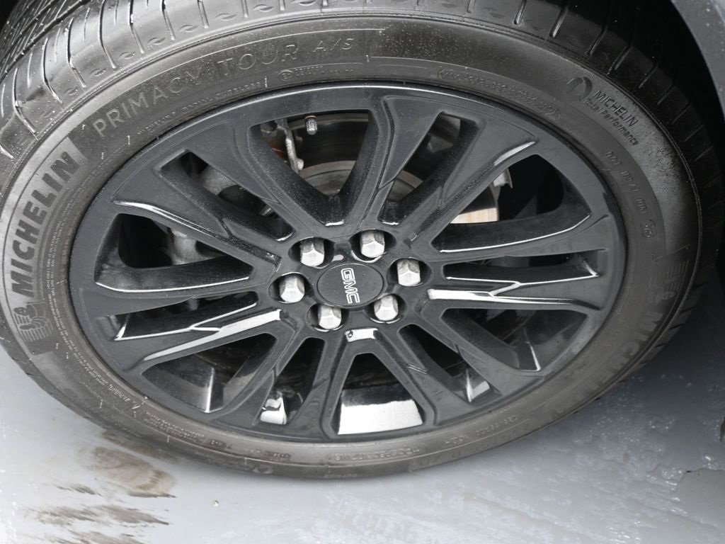 Used 2023 GMC Acadia SLE w/ Driver Convenience Package image 22