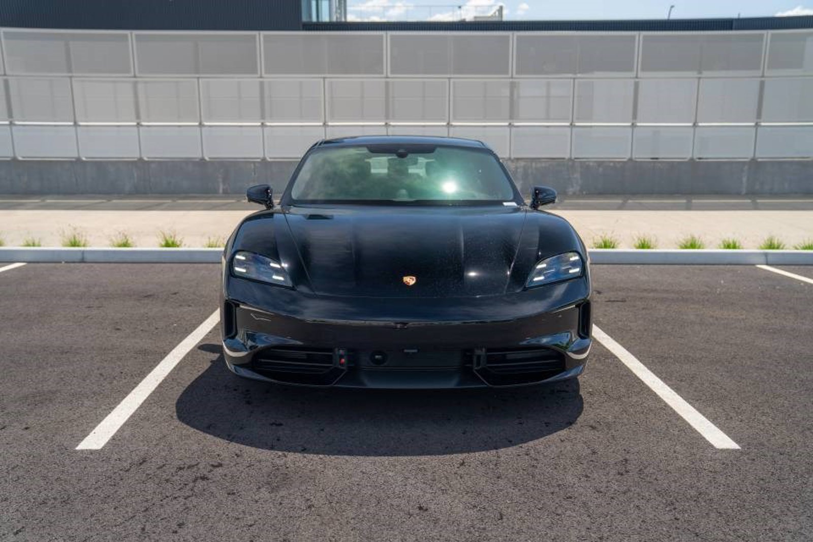 New 2026 Porsche Taycan GTS AWD/4WD image 6