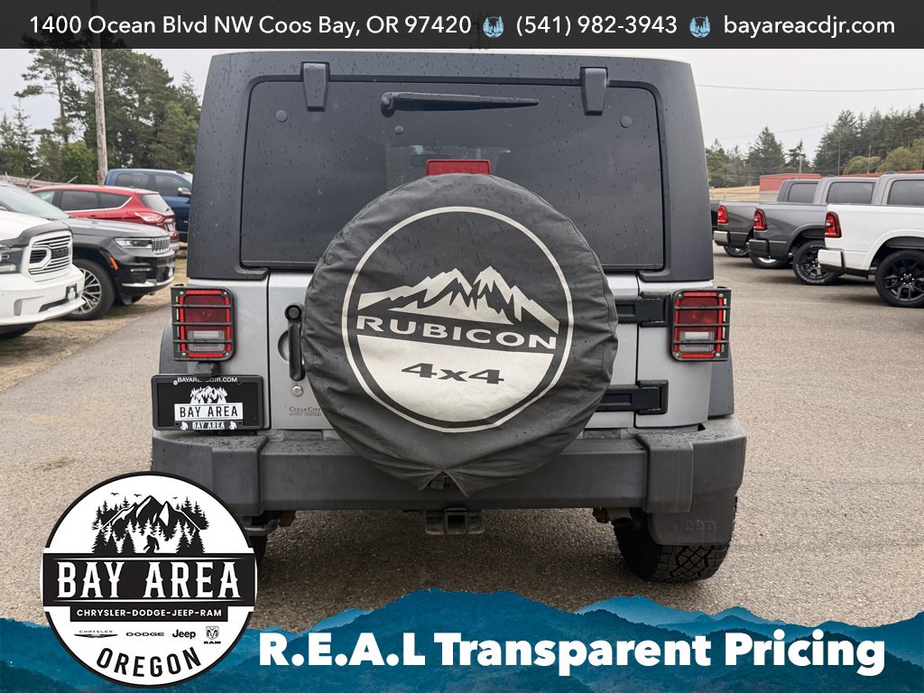 Used 2017 Jeep Wrangler Unlimited Rubicon w/ Connectivity Group AWD/4WD image 6