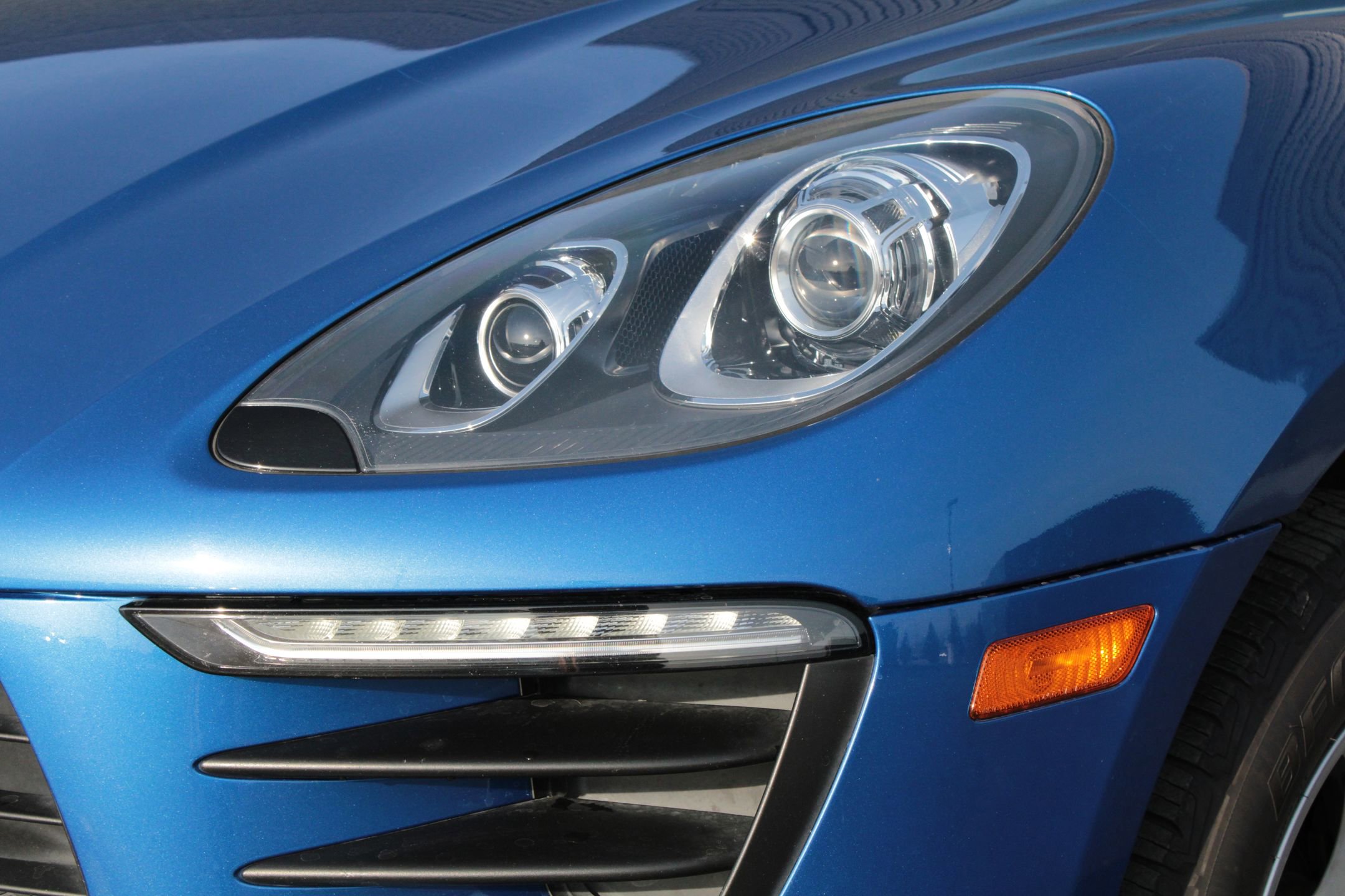 Used 2017 Porsche Macan image 12