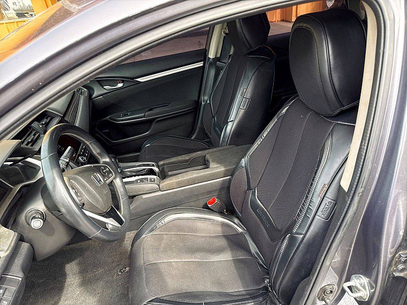Used 2020 Honda Civic EX image 9