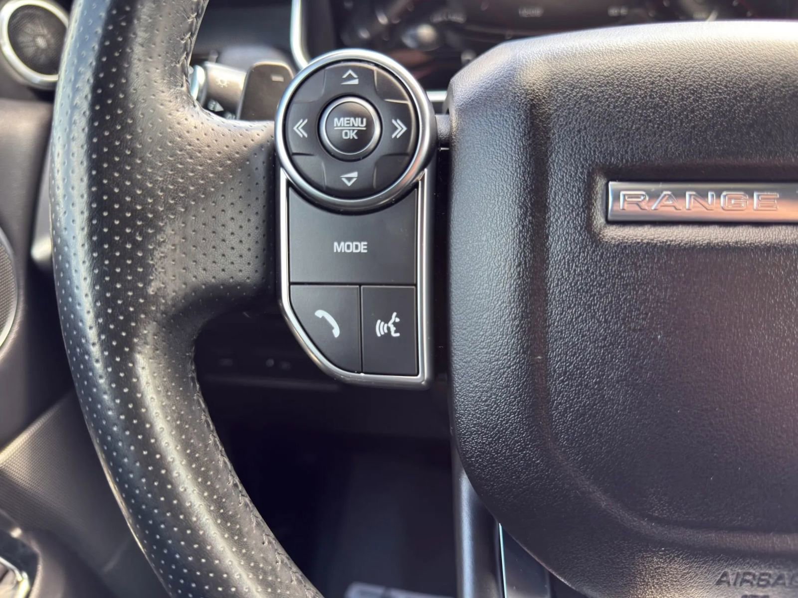 Used 2016 Land Rover Range Rover Sport Supercharged image 17