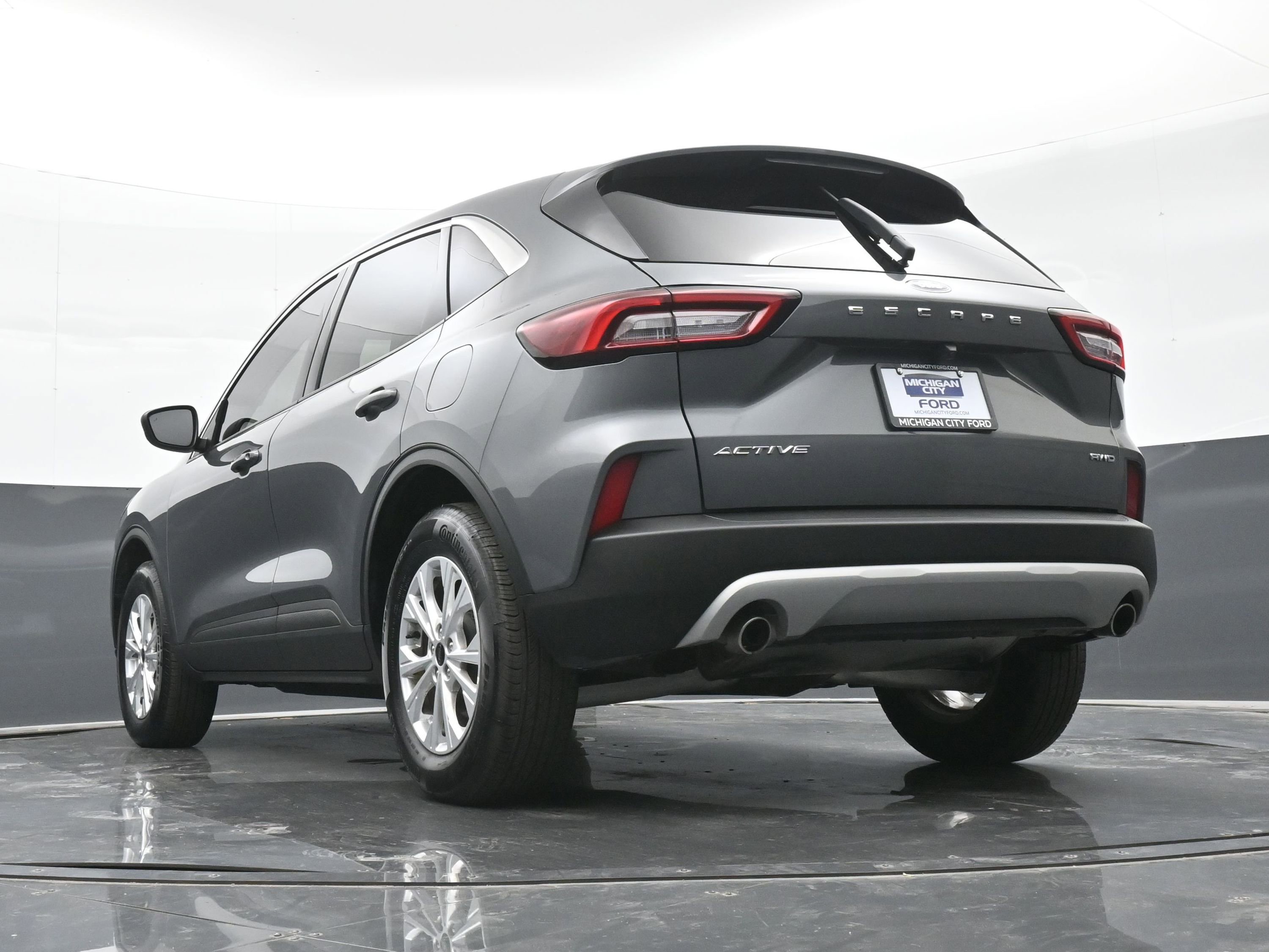 Used 2024 Ford Escape Active AWD/4WD image 29