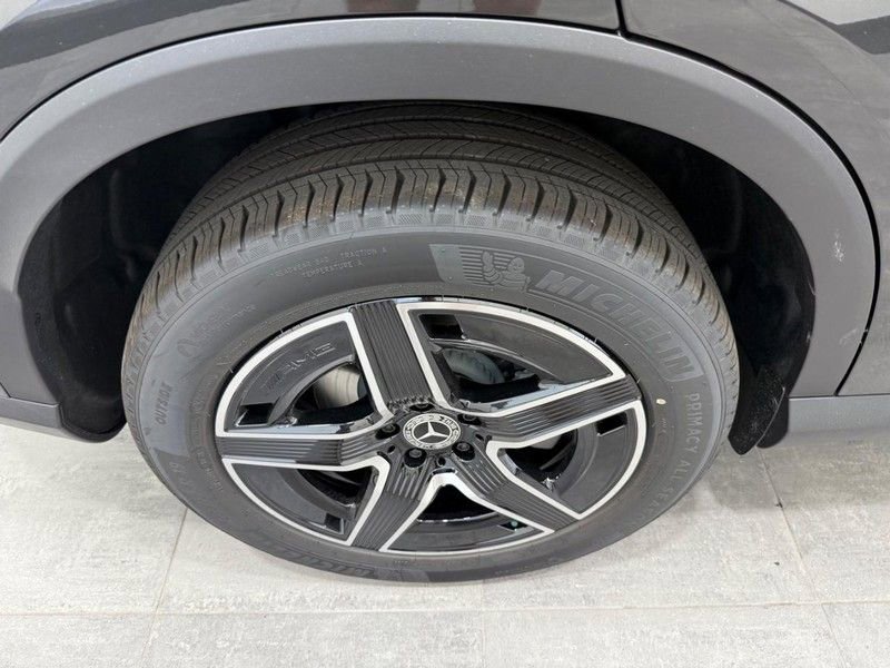New 2026 Mercedes-Benz GLC 300 4MATIC image 3