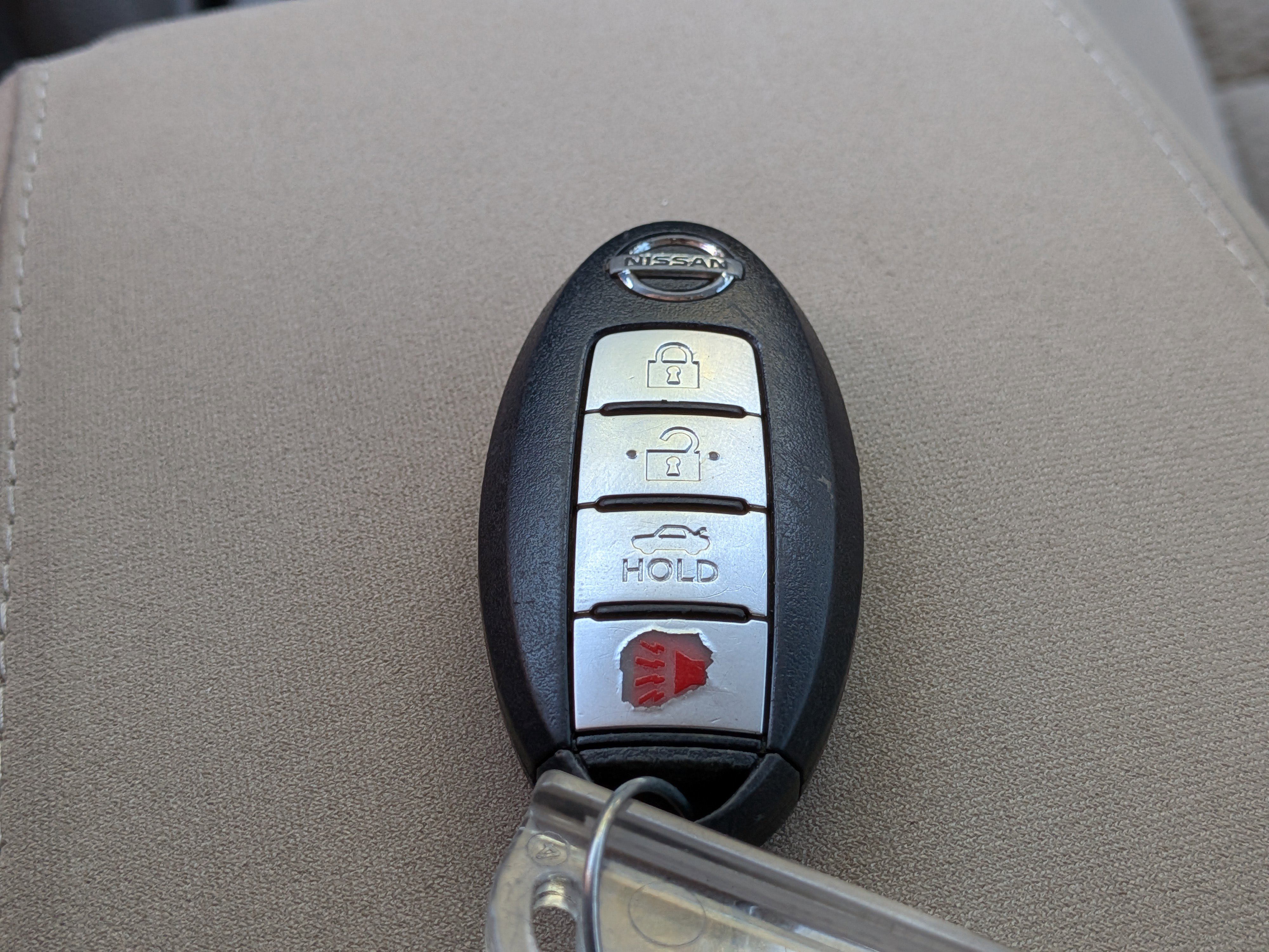 Used 2010 Nissan Altima 2.5 S FWD image 32