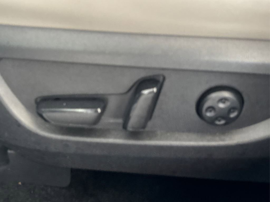 Used 2023 INFINITI QX50 Luxe image 38