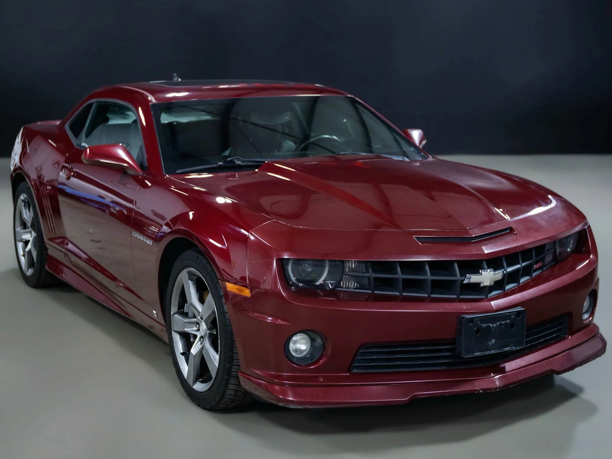 Used 2010 Chevrolet Camaro SS w/ LPO, Ground Effects Package image 2