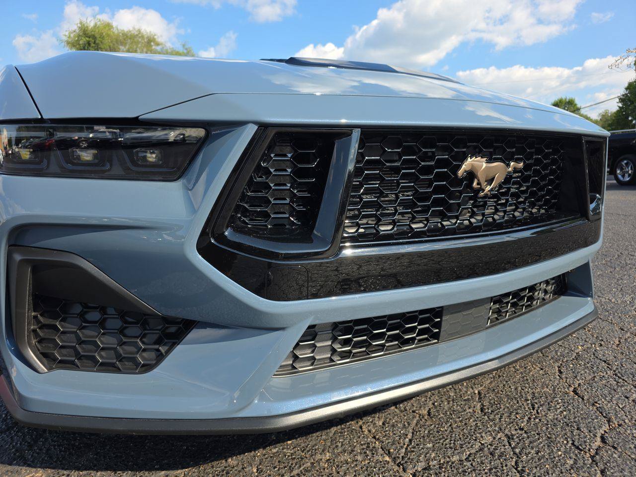 Used 2025 Ford Mustang GT Premium RWD image 29