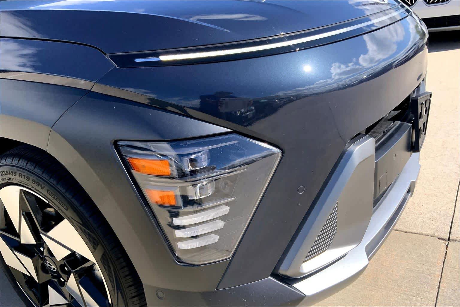 Used 2024 Hyundai Kona Limited FWD image 27