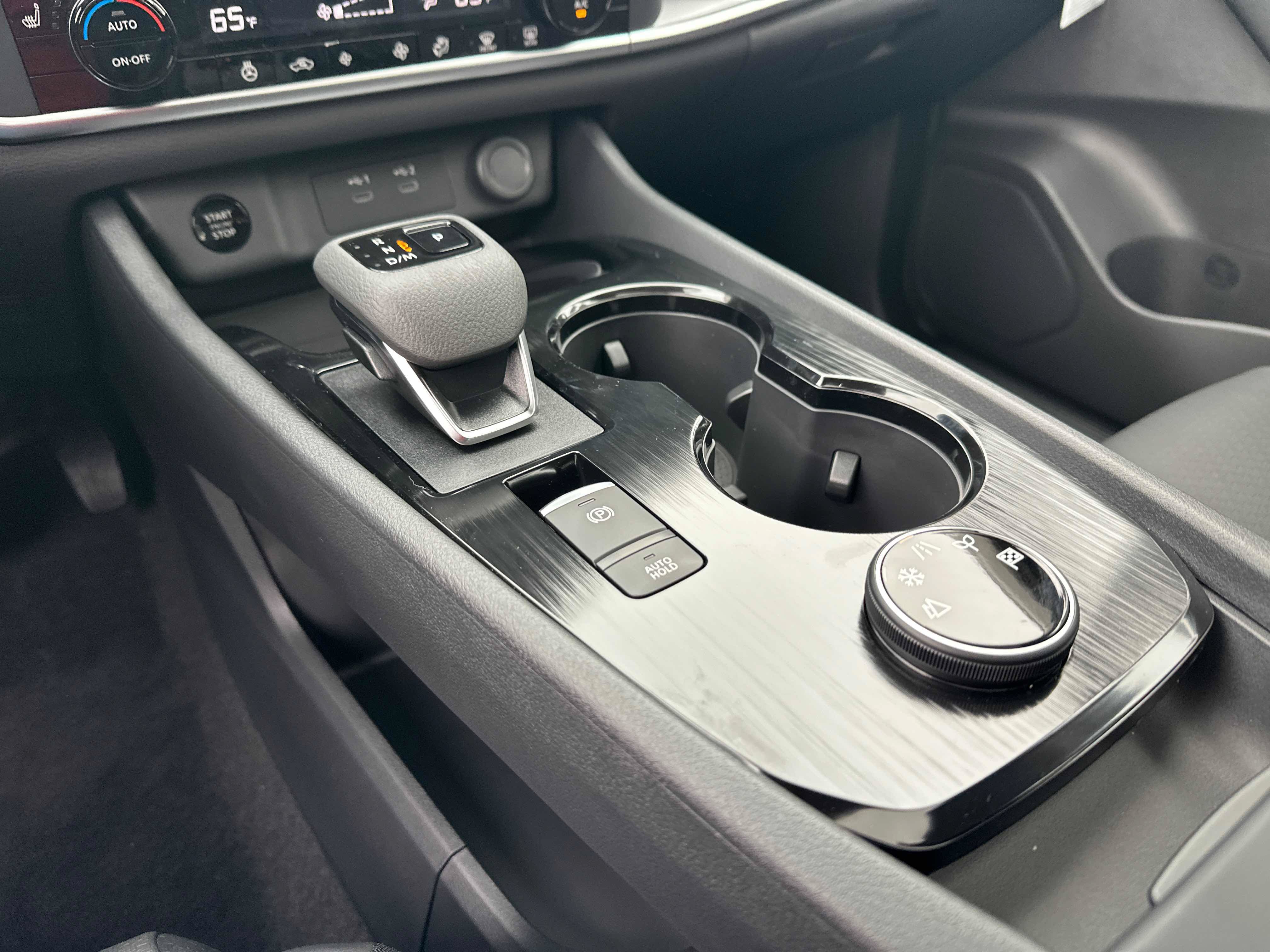 New 2026 Nissan Rogue Dark Armor AWD/4WD image 33