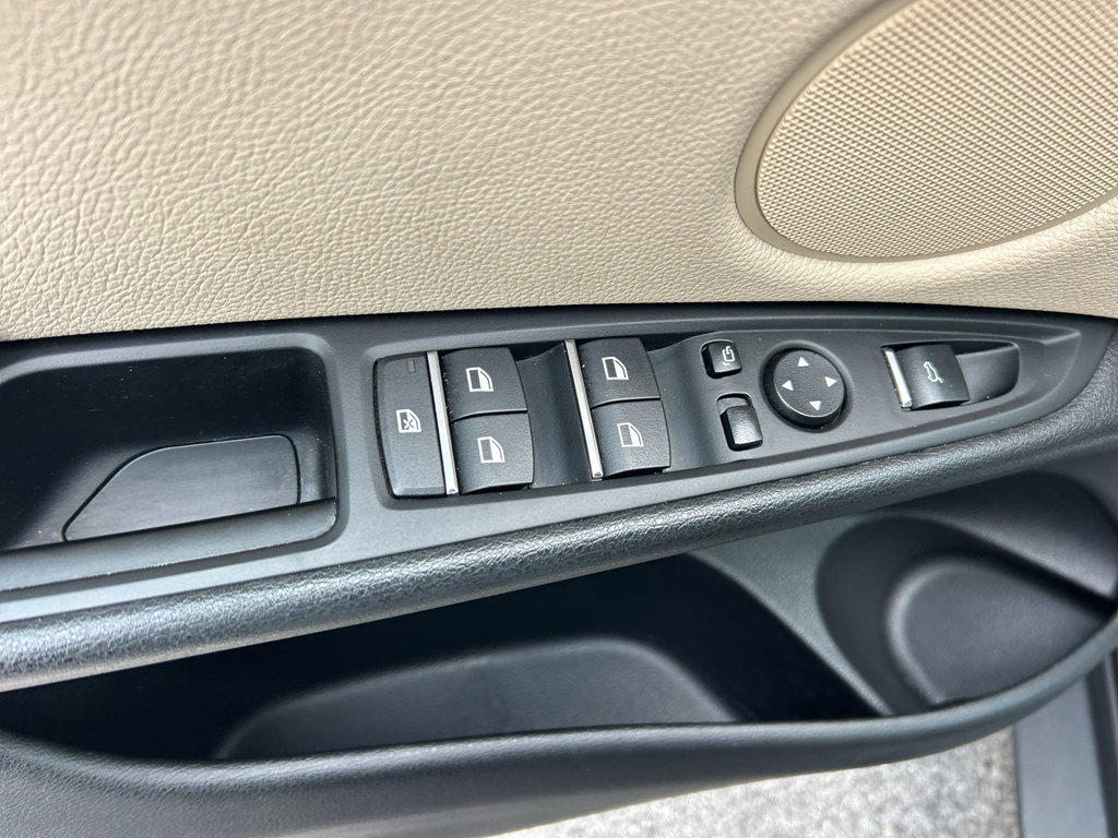 Used 2017 BMW X5 xDrive35i AWD/4WD image 25