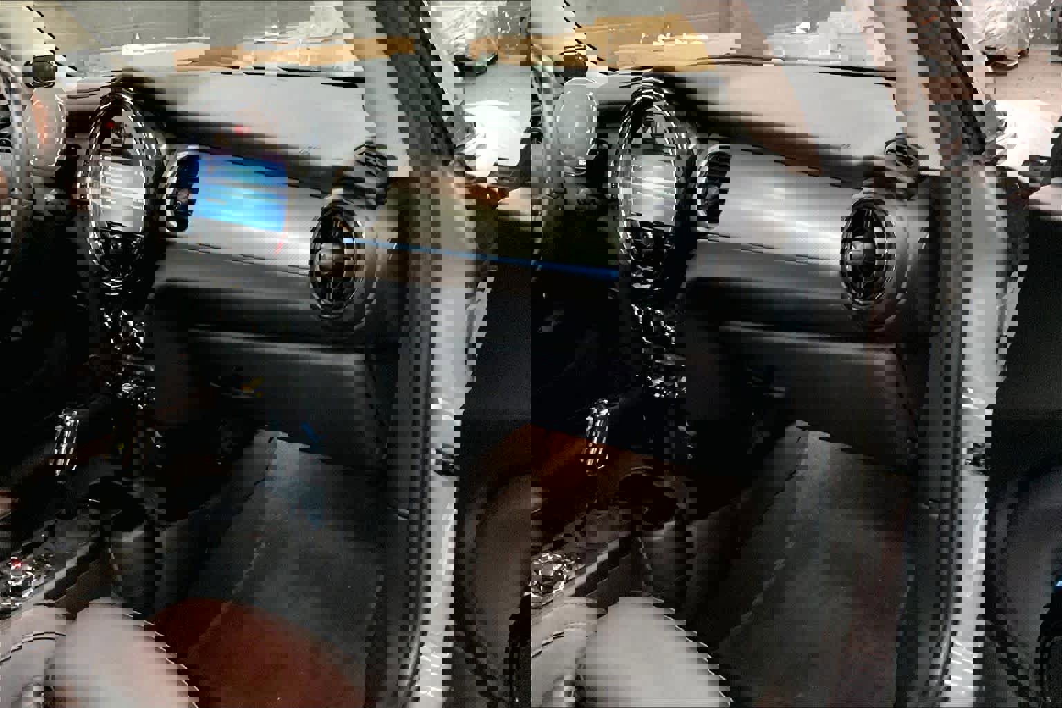 Used 2023 MINI Cooper SE image 18