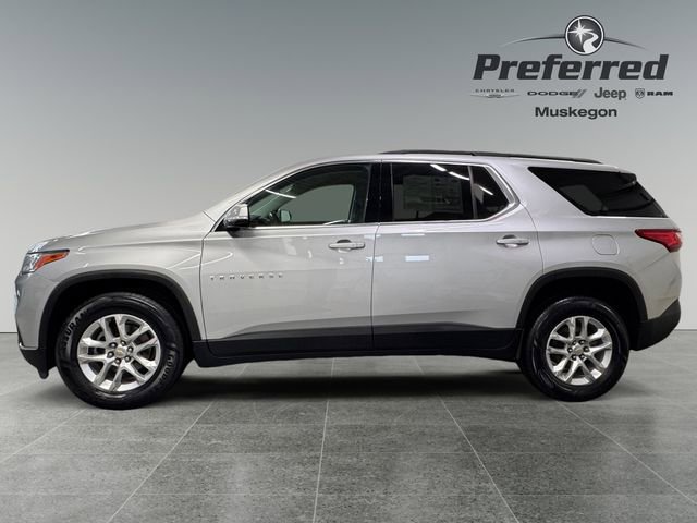 Used 2020 Chevrolet Traverse LT image 9