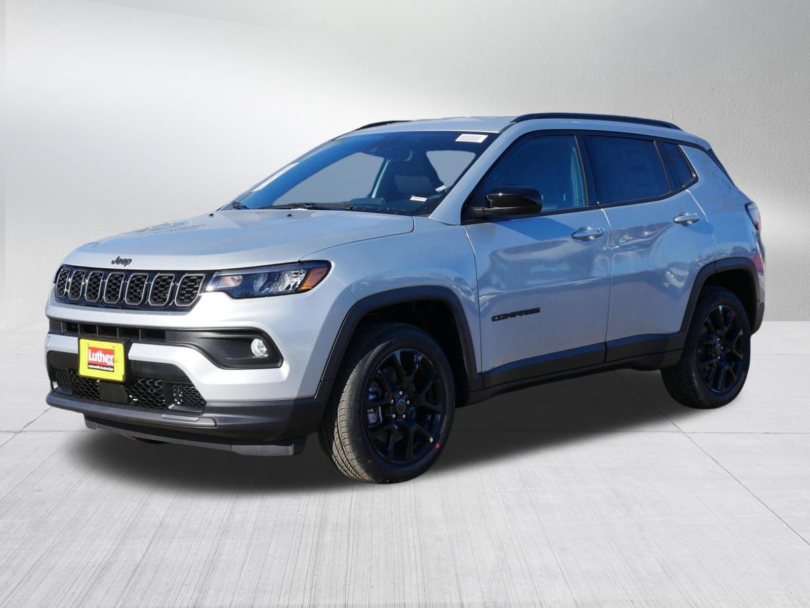 New 2026 Jeep Compass Latitude AWD/4WD image 3