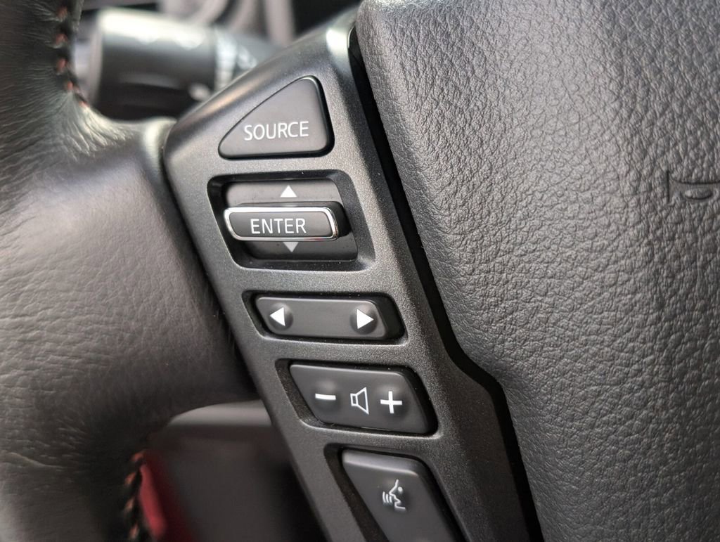 Used 2021 Nissan Titan PRO-4X w/ Pro-4x Convenience Package image 28