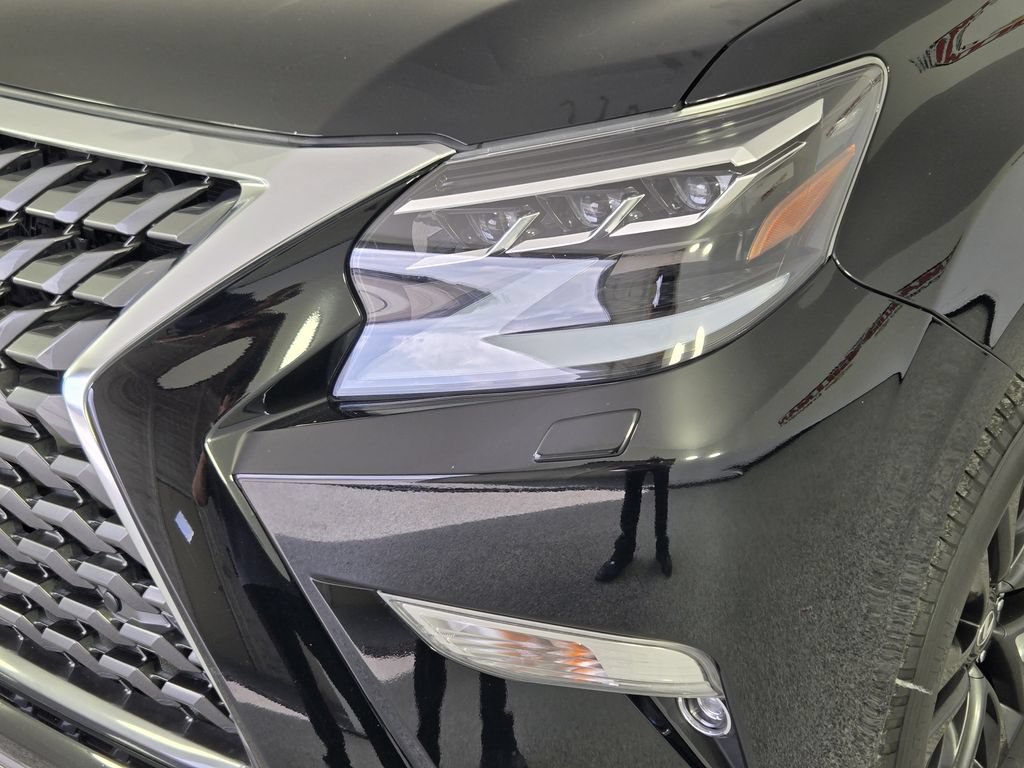 Used 2023 Lexus GX 460 Premium w/ Premium Package AWD/4WD image 11