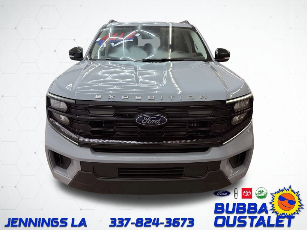 New 2025 Ford Expedition Active image 9