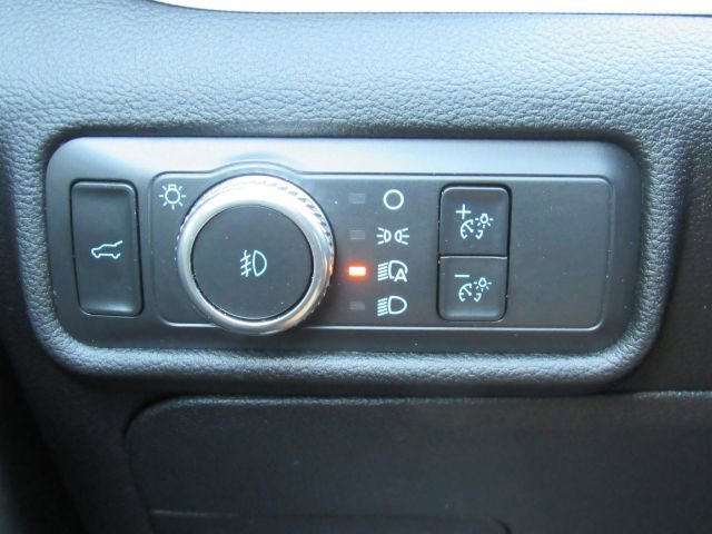 Used 2021 Ford Explorer XLT w/ Equipment Group 202A image 39