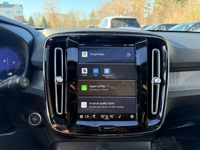 Certified 2024 Volvo XC40 B5 Plus w/ Protection Package Premier image 28