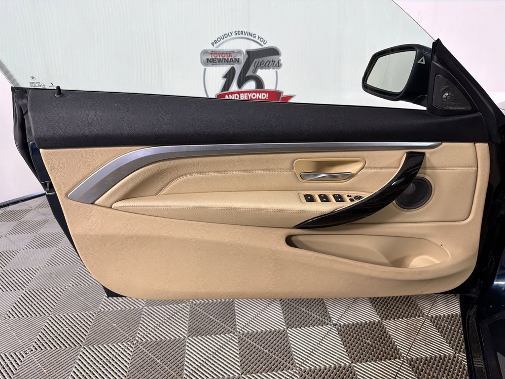 Used 2016 BMW 428i Convertible image 11