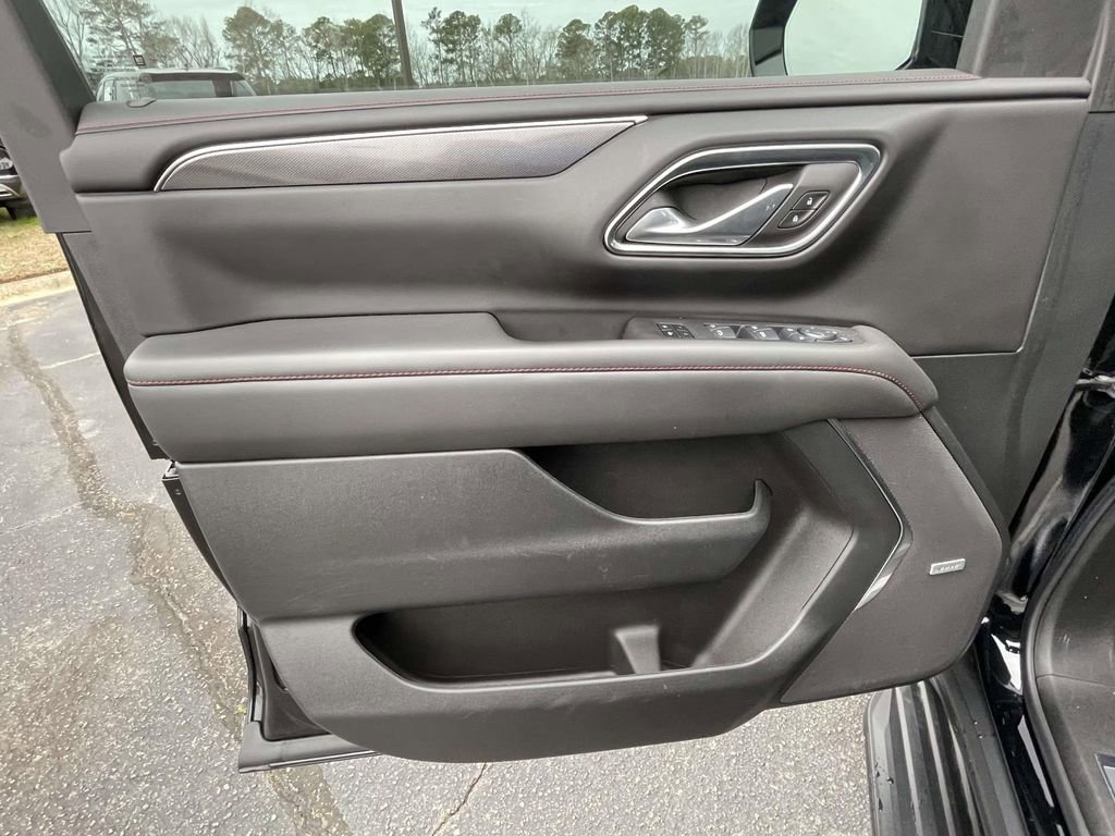 Used 2024 Chevrolet Tahoe RST w/ Luxury Package image 18