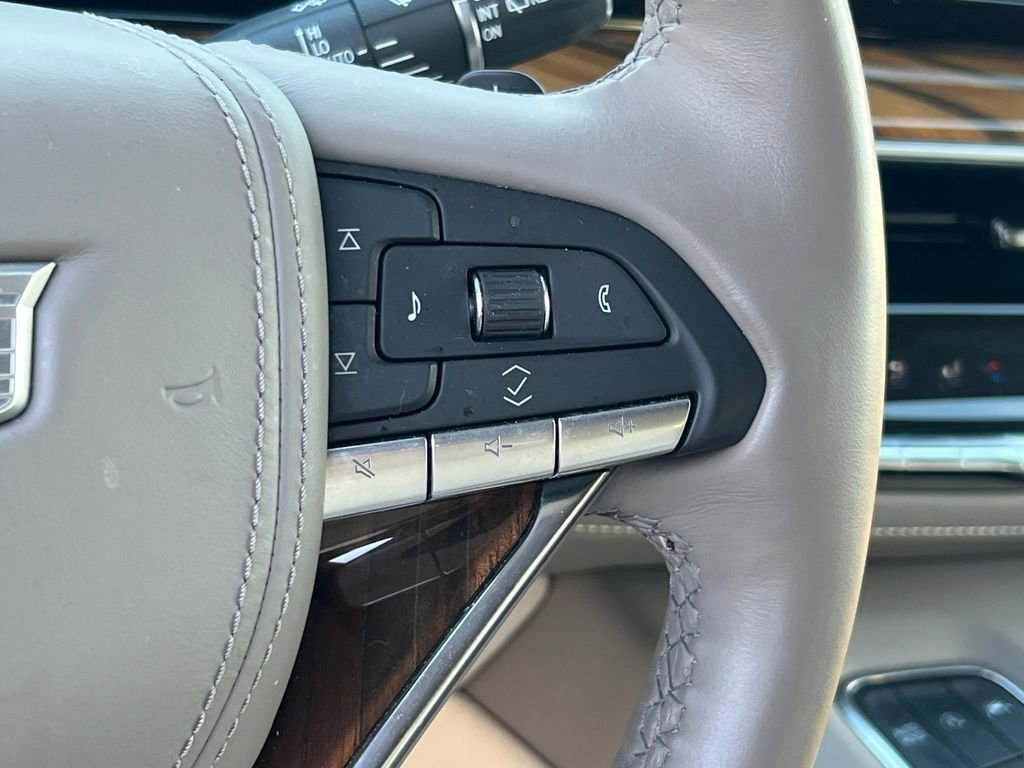 Certified 2024 Cadillac Escalade ESV Sport Platinum w/ LPO, ONYX Package image 31