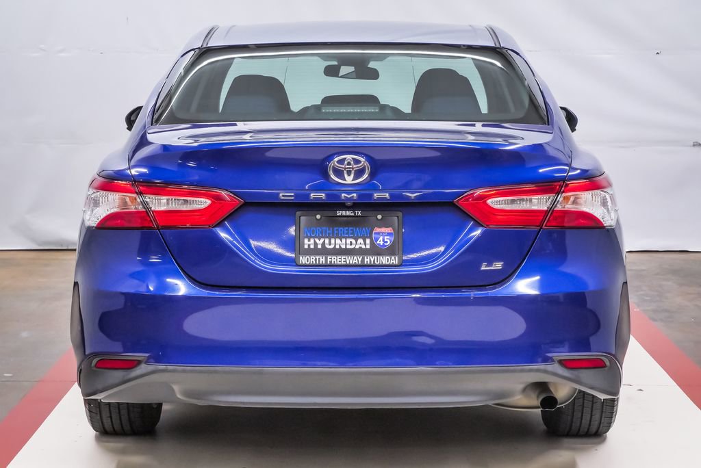 Used 2018 Toyota Camry LE image 7
