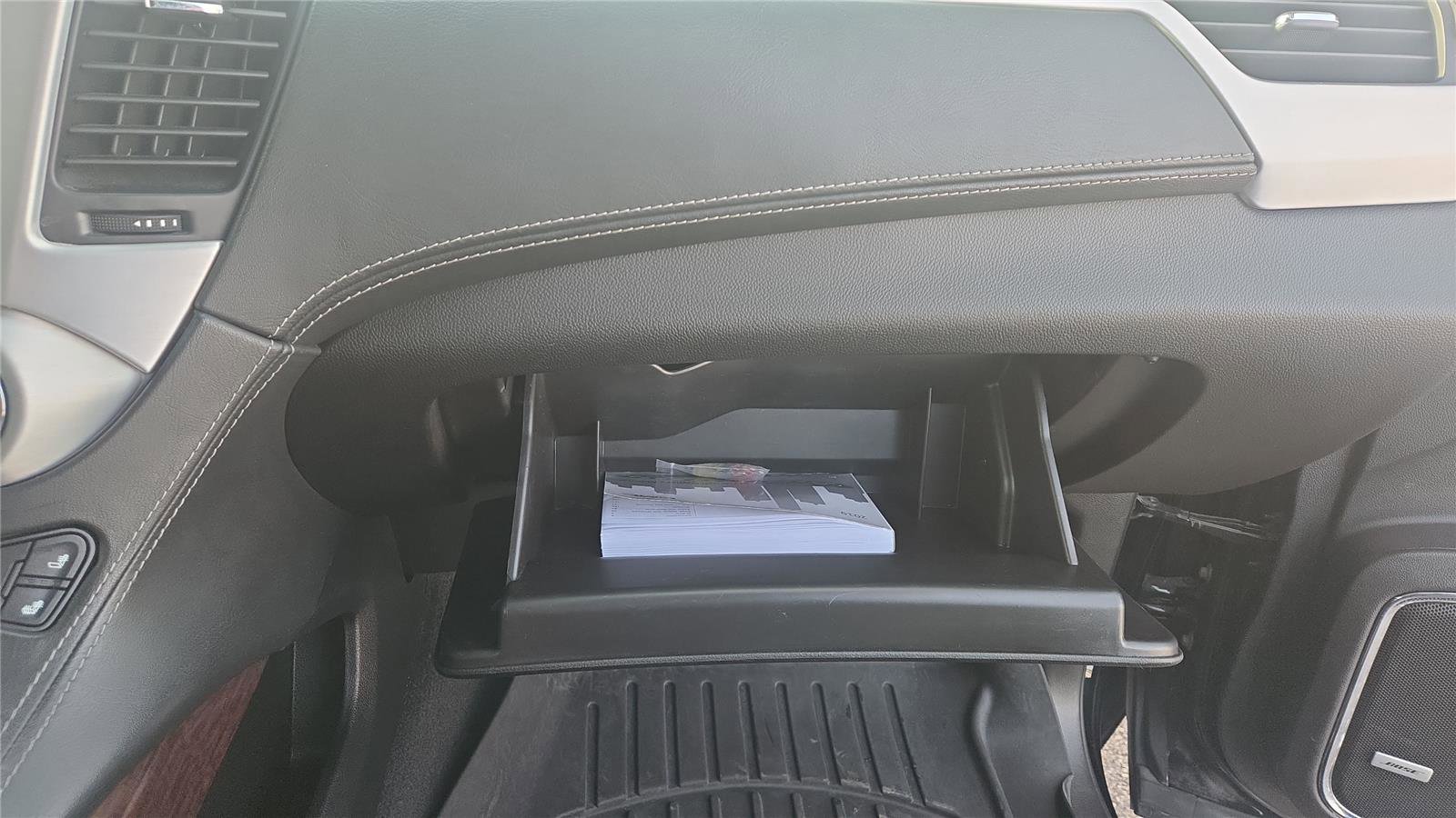 Used 2019 GMC Yukon SLT image 34