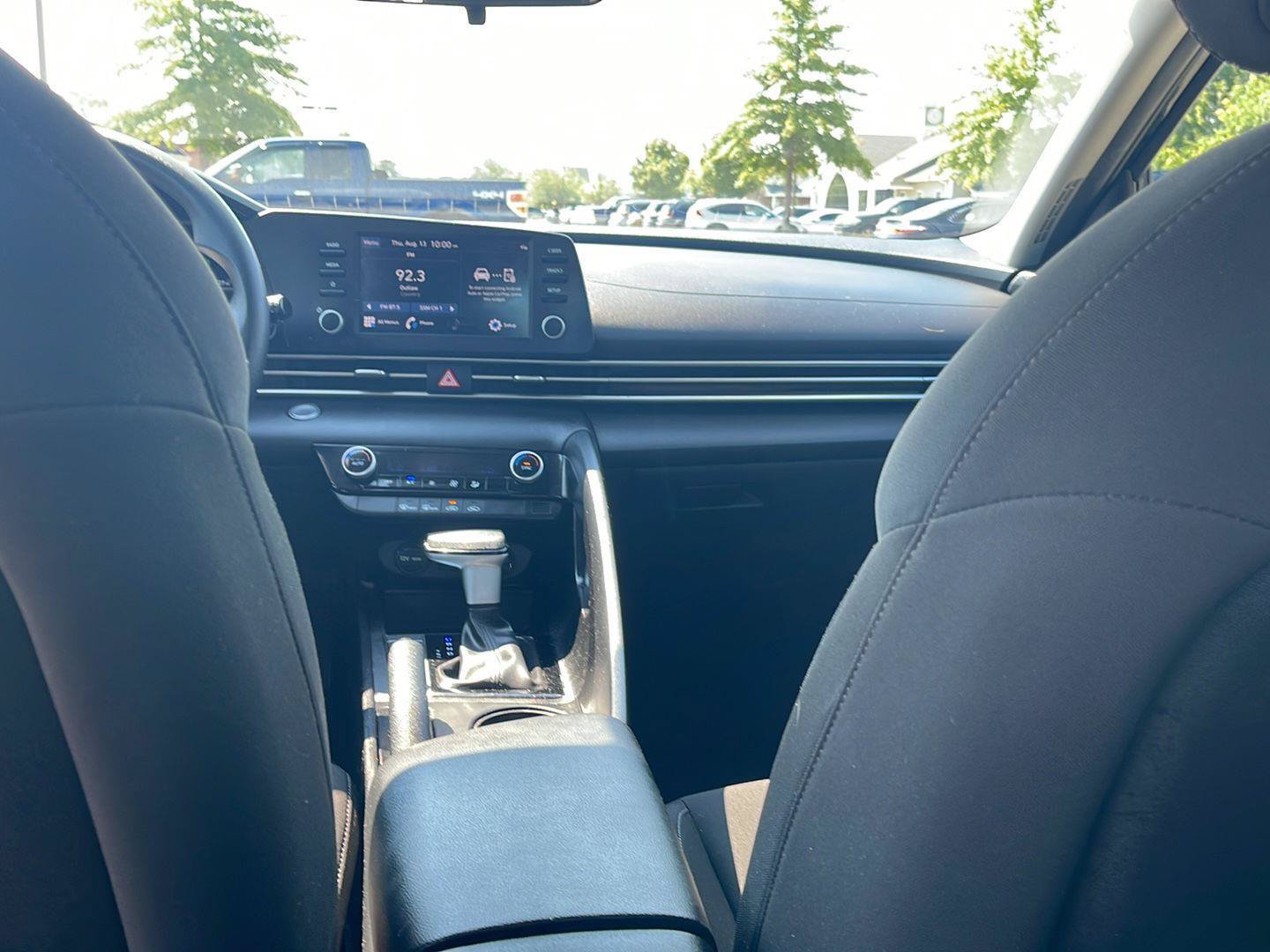 Certified 2023 Hyundai Elantra SEL FWD image 17