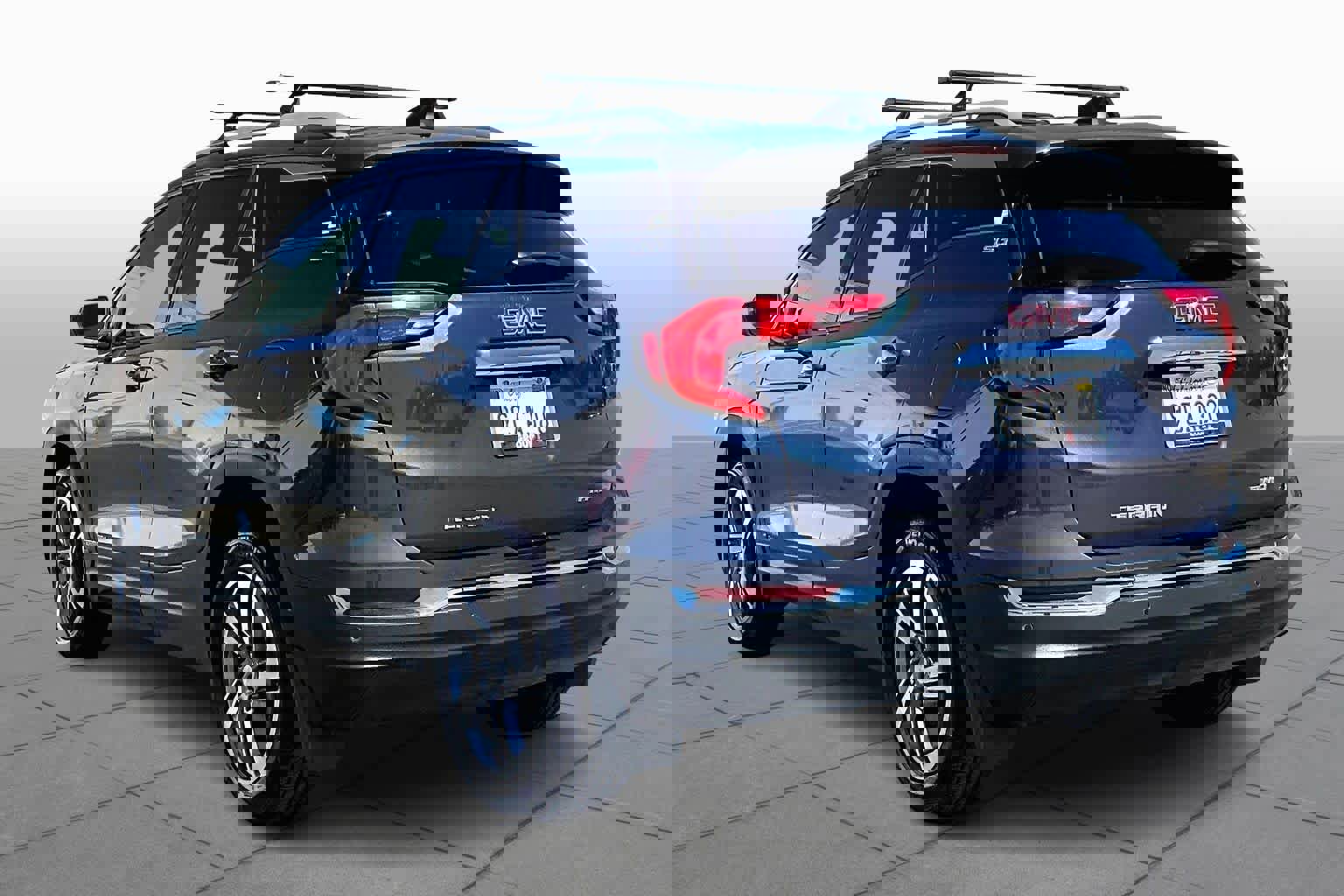 Used 2019 GMC Terrain SLT w/ Preferred Package image 11