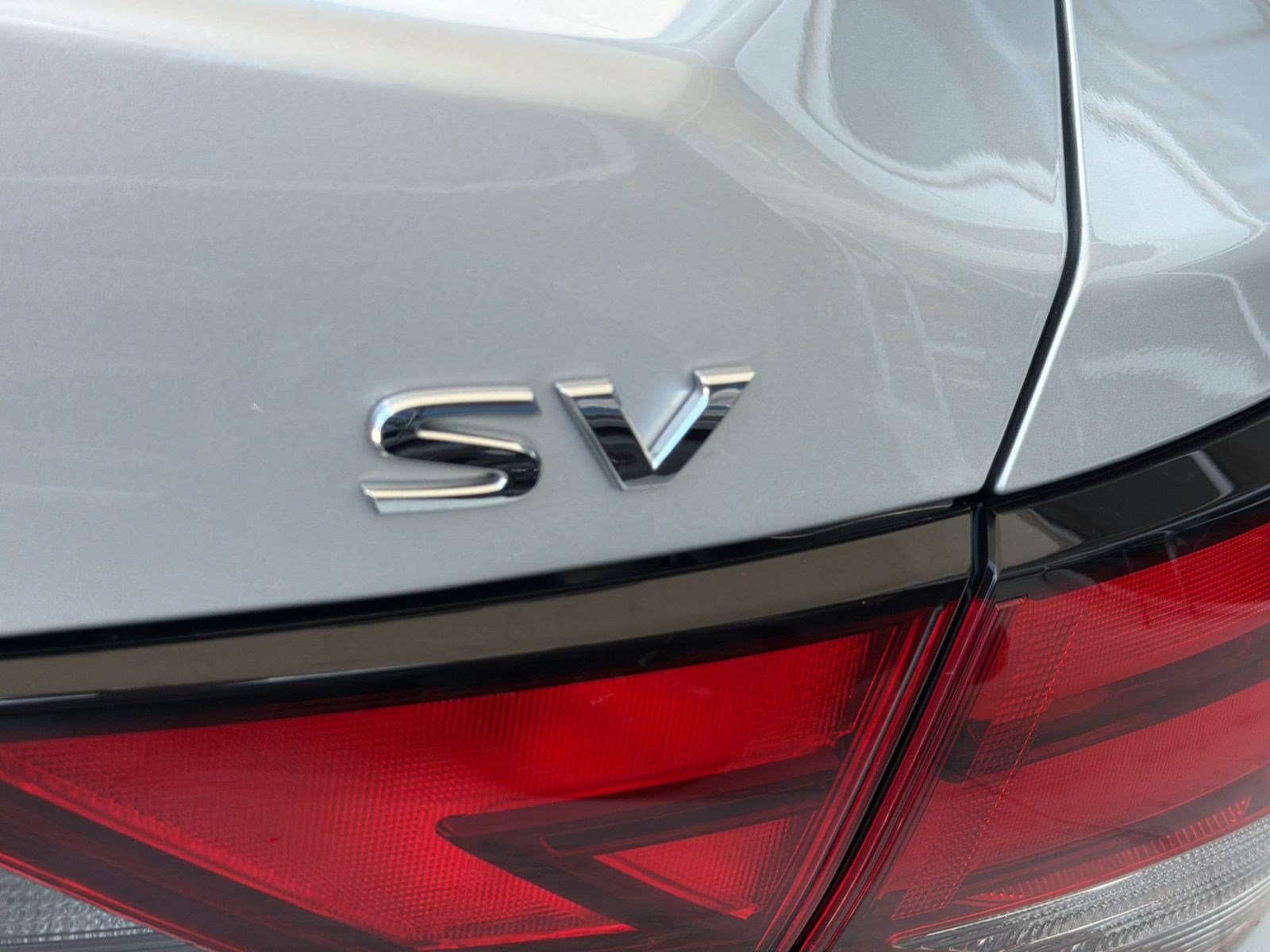 Used 2022 Nissan Sentra SV FWD image 31