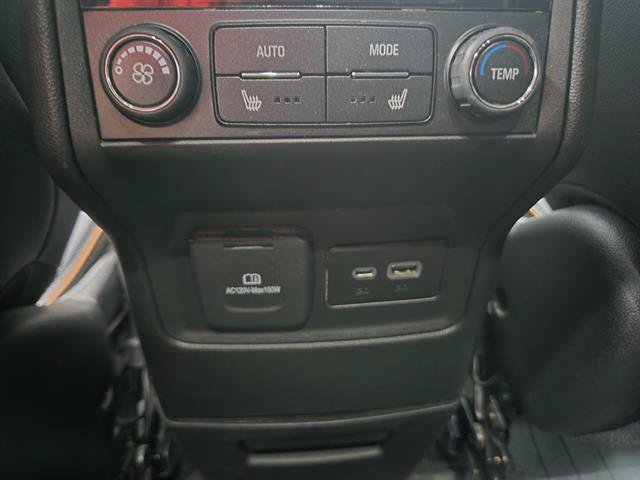 Certified 2023 GMC Acadia AT4 w/ Technology Package AWD/4WD image 16