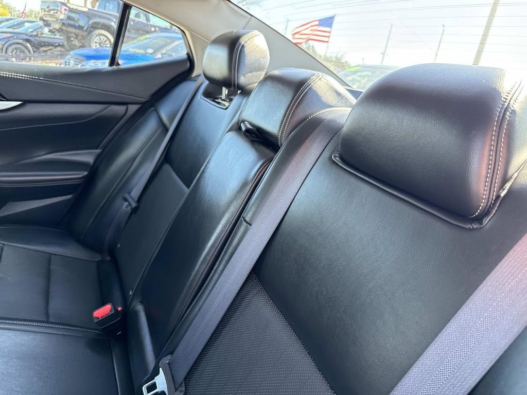 Certified 2019 Nissan Maxima 3.5 SL w/ Floor Mat Group image 14