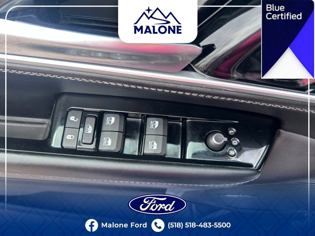 Used 2022 Jeep Wagoneer Series II AWD/4WD image 14