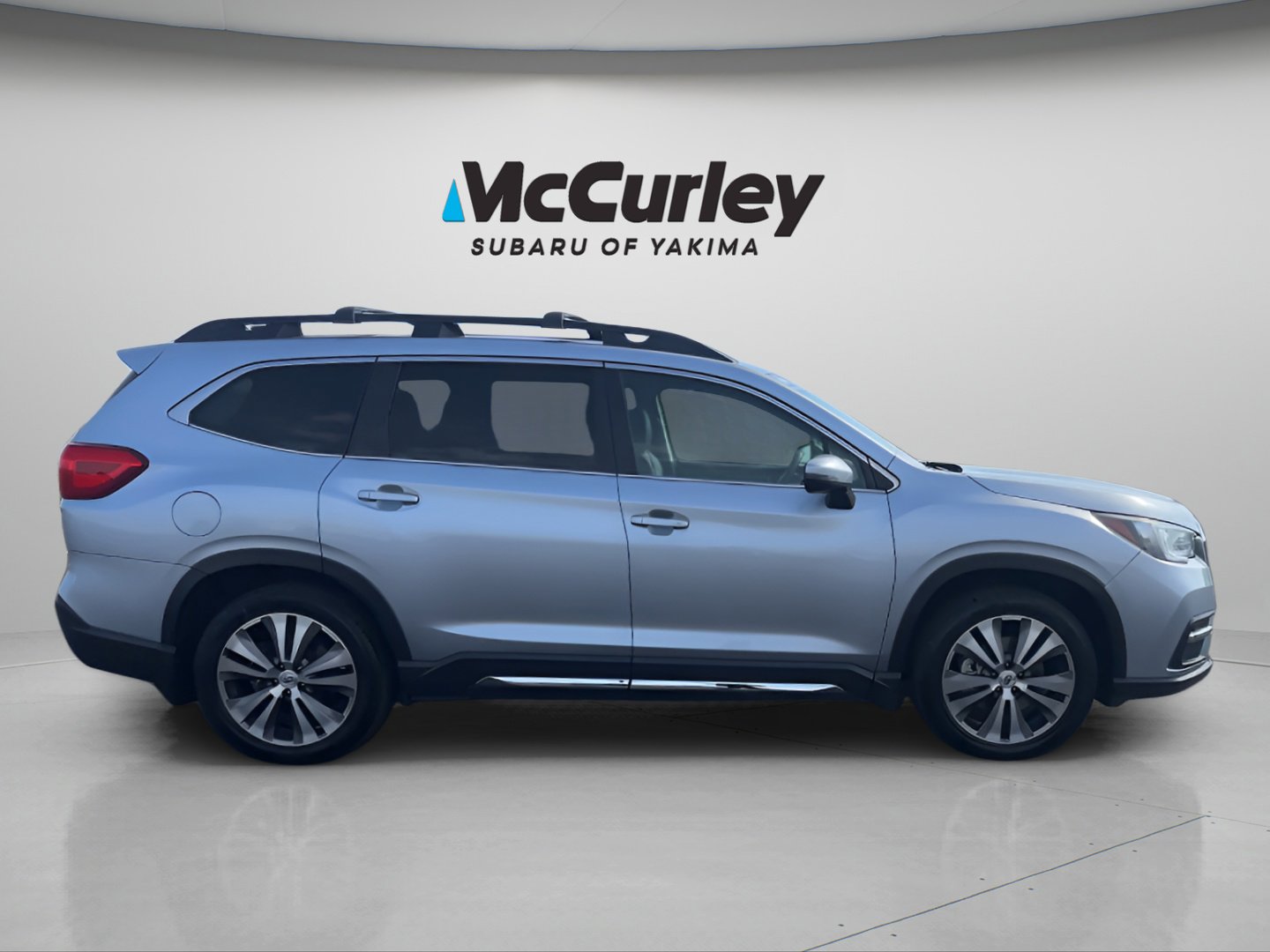 Used 2021 Subaru Ascent Limited w/ Technology Package AWD/4WD image 8