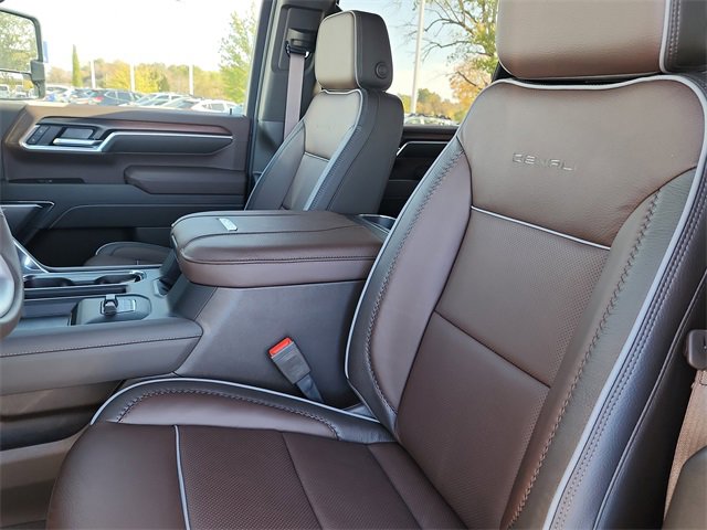 New 2026 GMC Sierra 2500 Denali w/ Denali Reserve Package image 18
