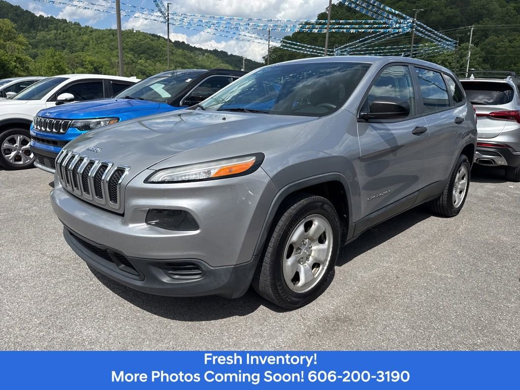 Used 2014 Jeep Cherokee Sport FWD image 1