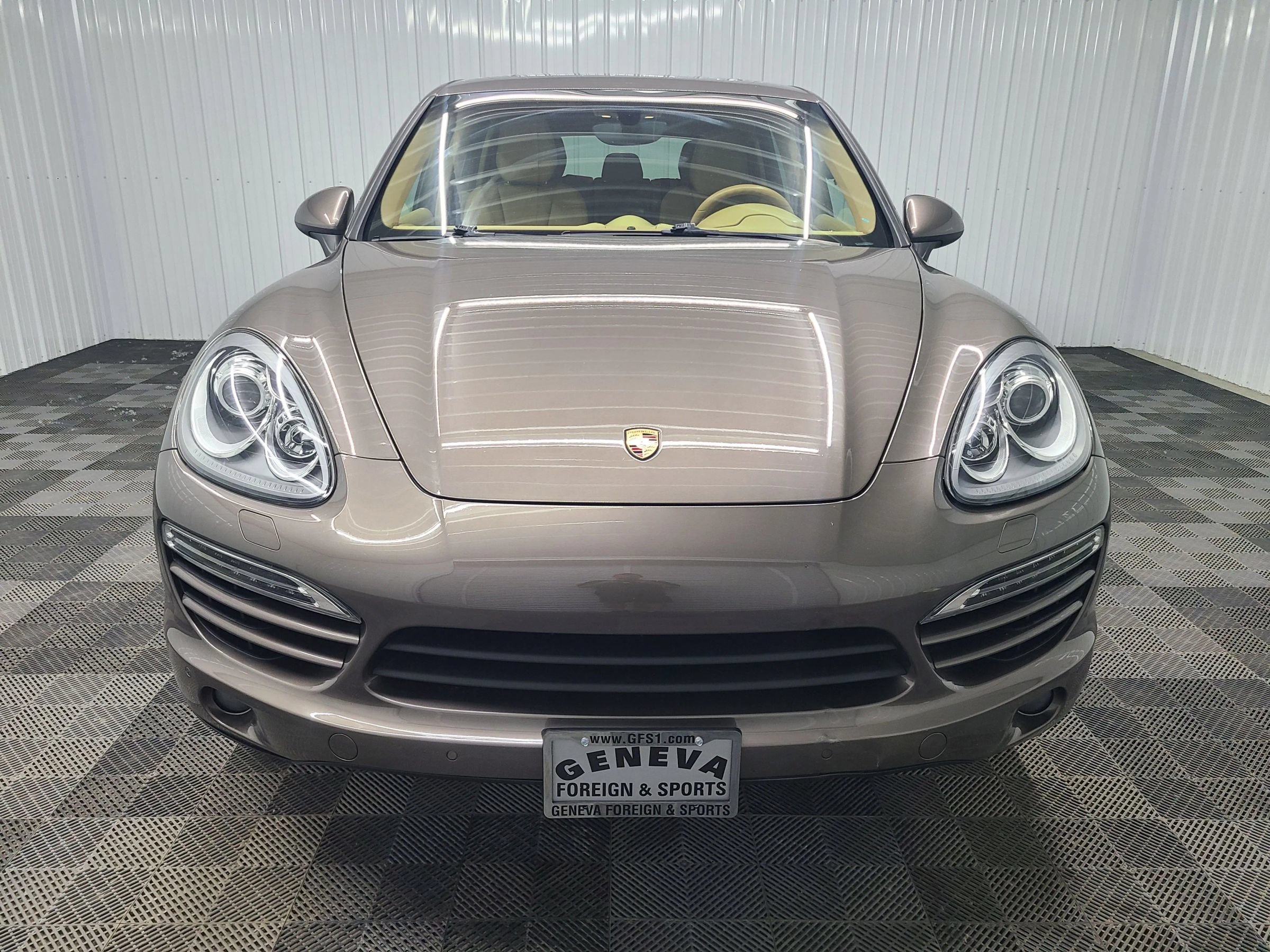Used 2013 Porsche Cayenne Diesel AWD/4WD image 6