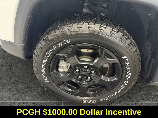 Used 2023 Jeep Compass Trailhawk w/ Trailhawk Elite Group image 24