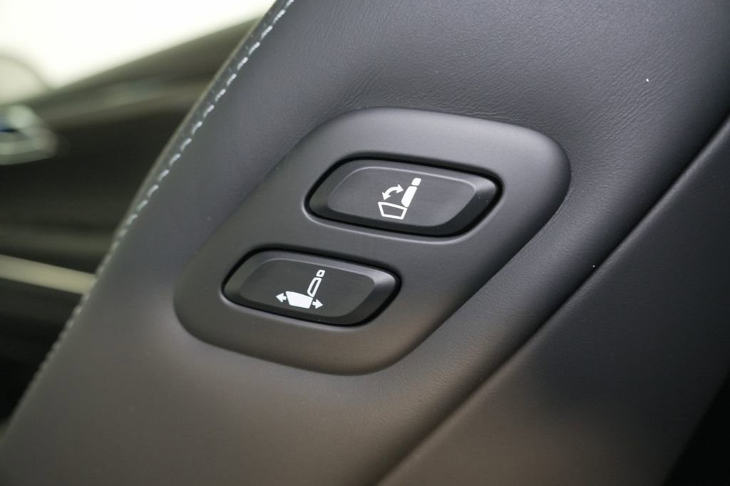 New 2025 Genesis GV80 3.5T e-SC image 36