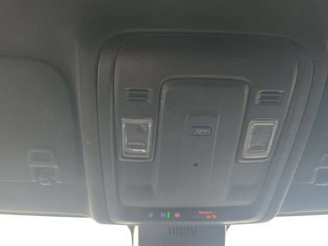 Used 2023 Chevrolet Tahoe LS AWD/4WD image 35