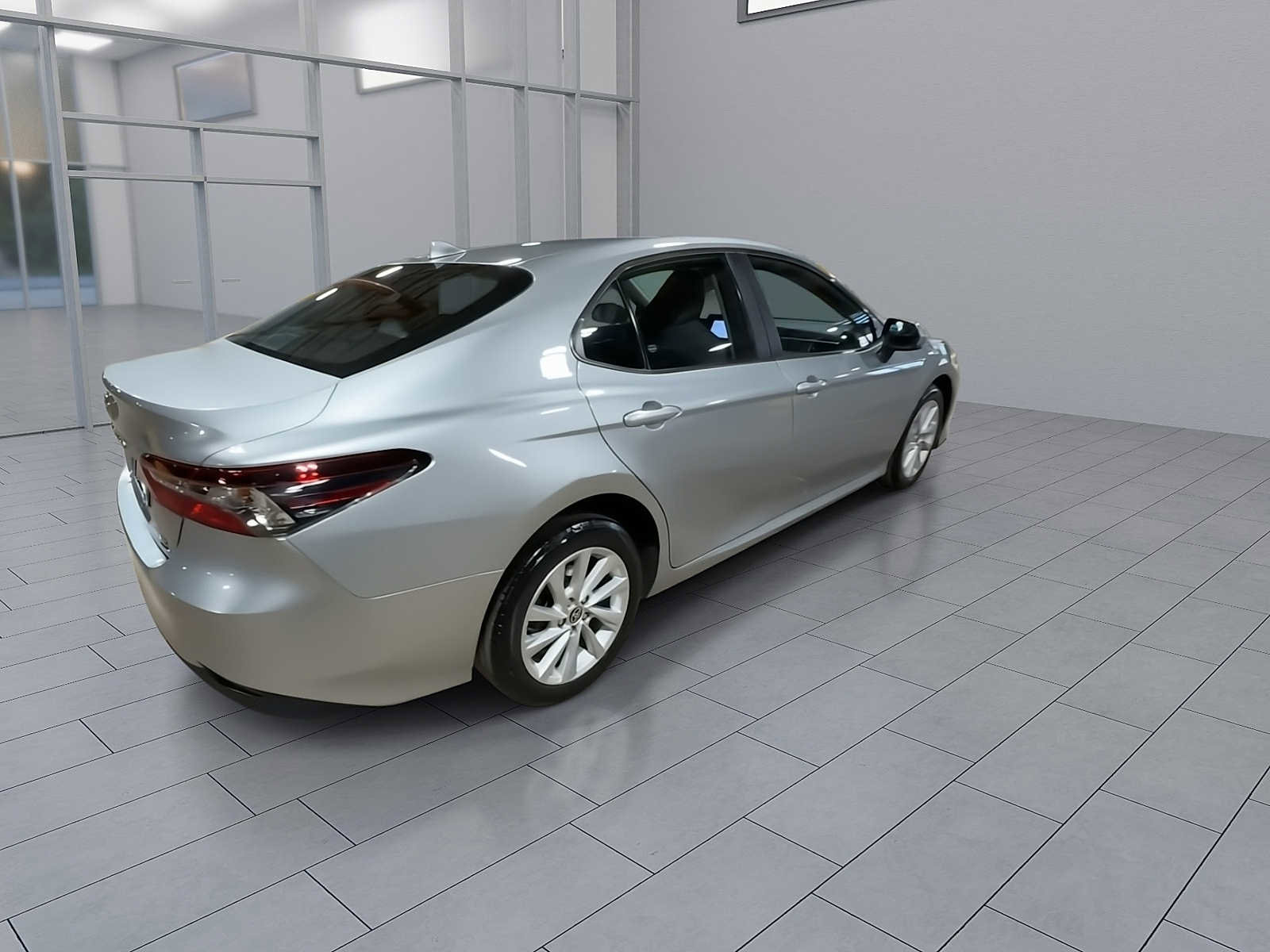 Used 2021 Toyota Camry LE image 8